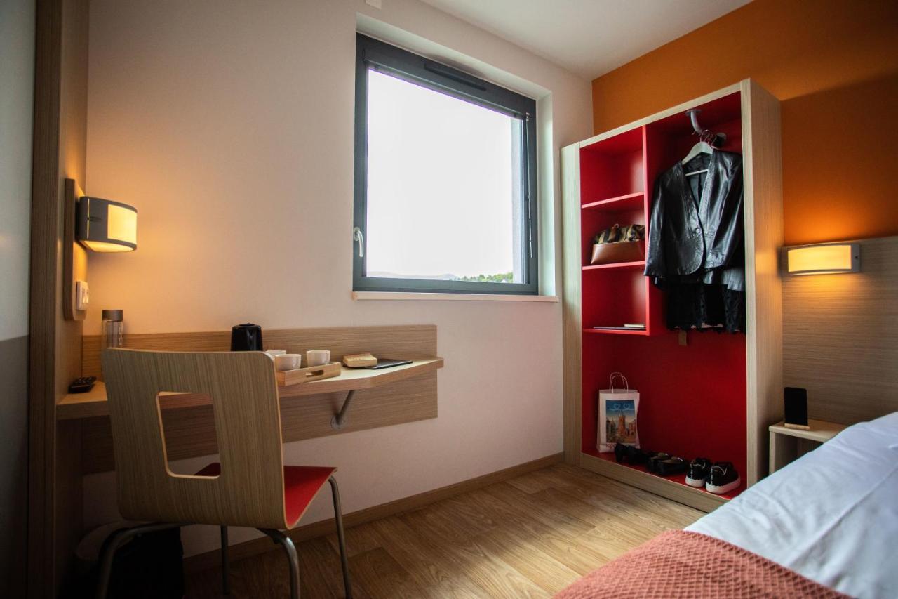 Oneloft Hotel Obernai Esterno foto